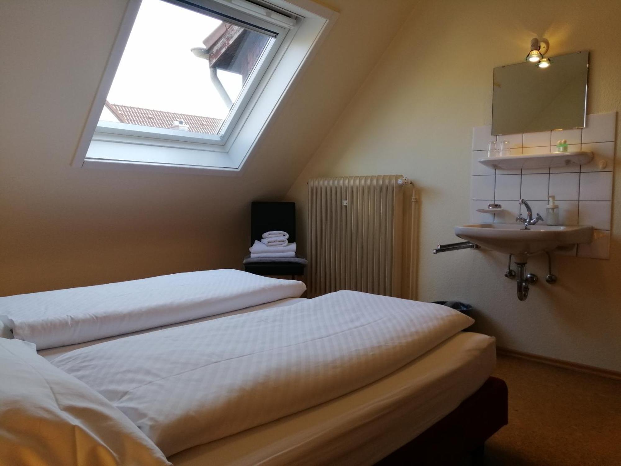 Hotel Garni Elisabeth Göppingen Pokoj fotografie