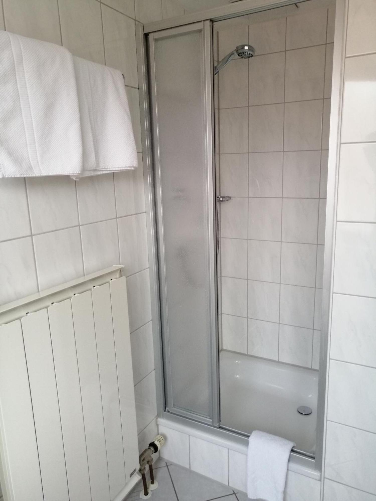 Hotel Garni Elisabeth Göppingen Pokoj fotografie