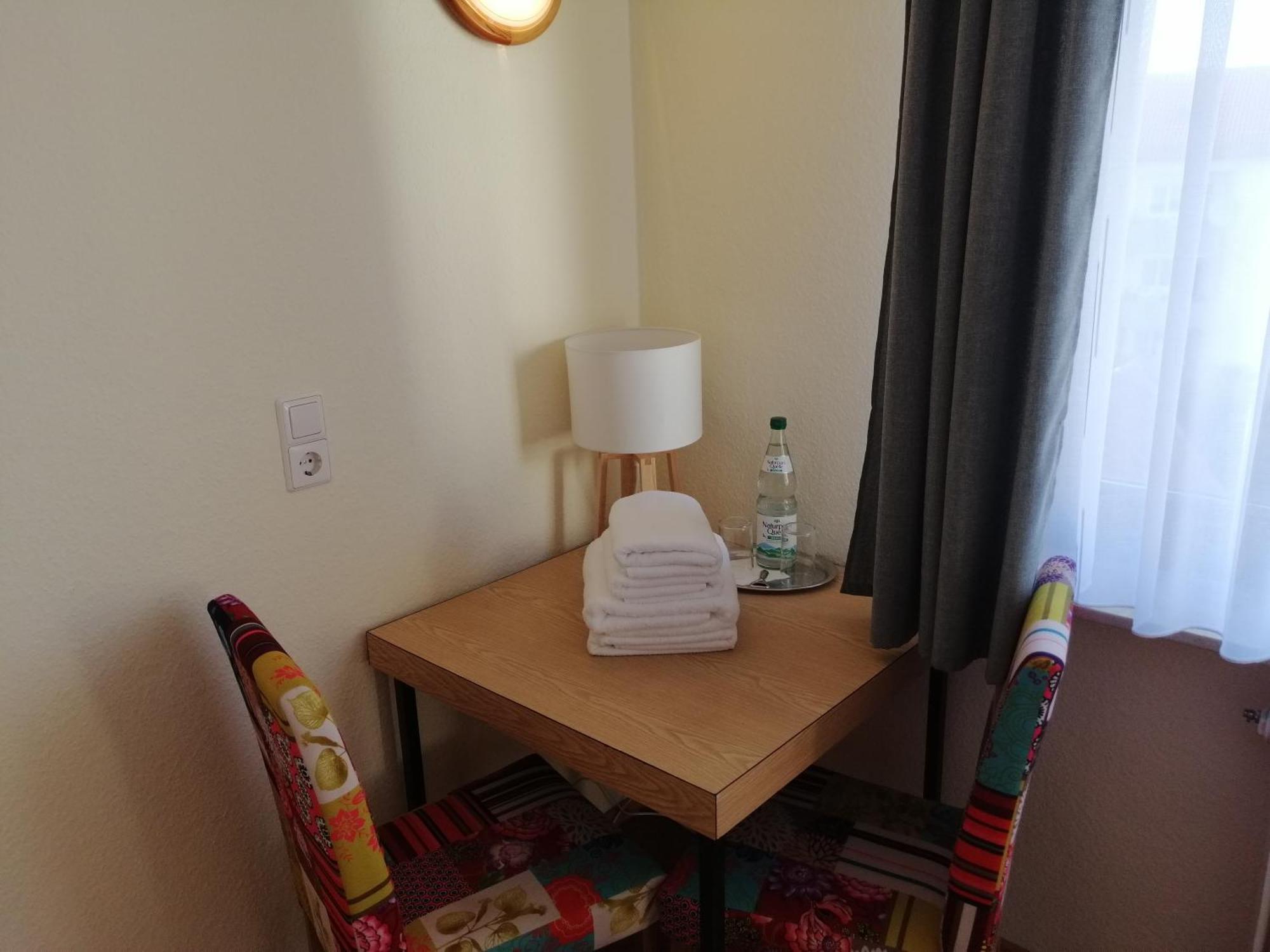 Hotel Garni Elisabeth Göppingen Pokoj fotografie